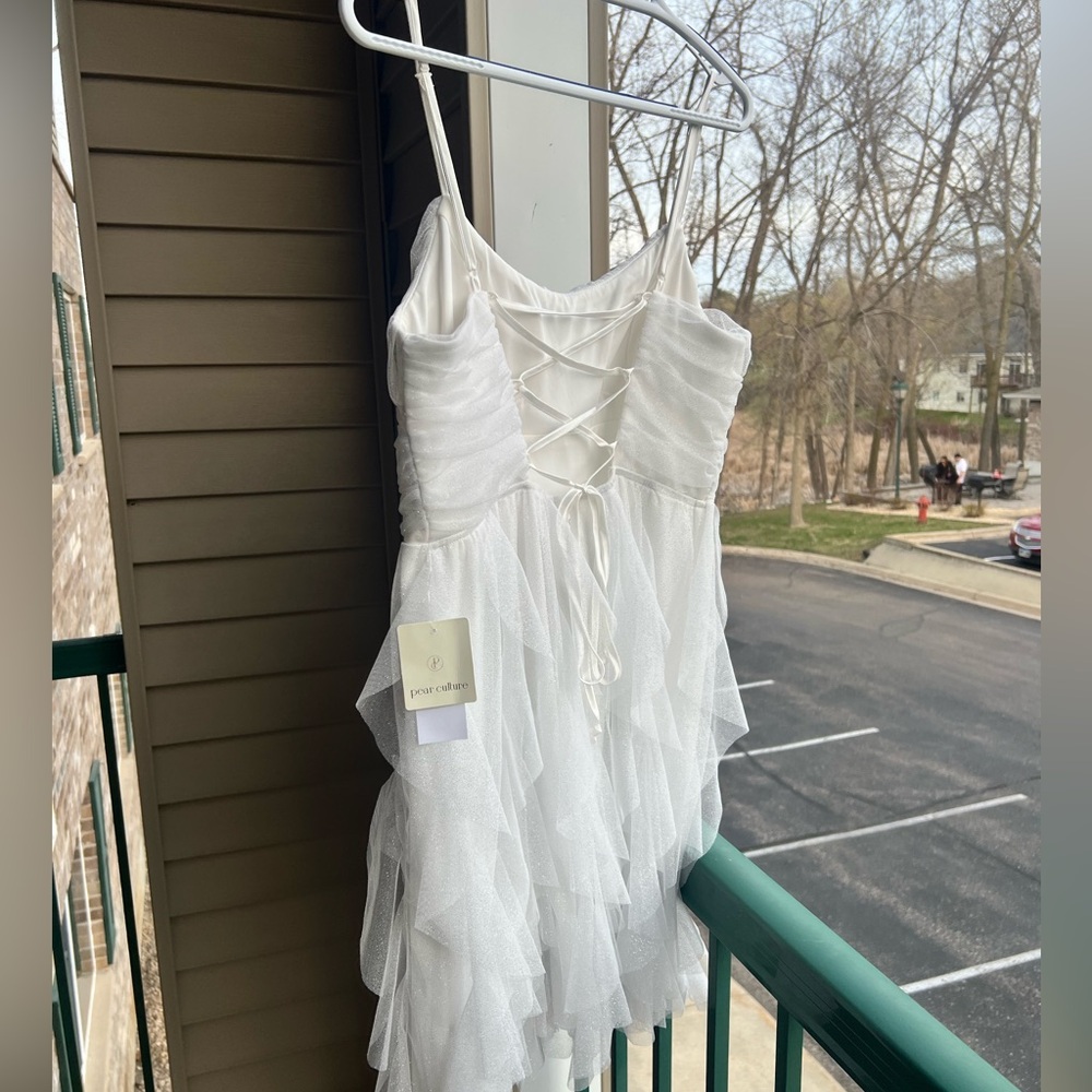 🆕 Pear Culture White Ruffle Women’s Spaghetti Strap Wedding Dress 13/14(S,M) - Picture 4 of 12